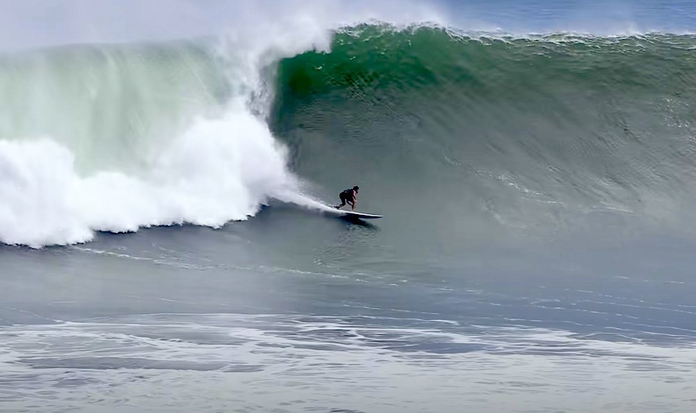 Biggest Swell Of The Year - Uluwatu 